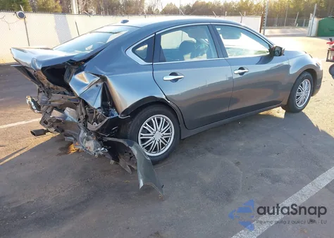 2015 Nissan Altima 2.5/2.5 S/2.5 Sl/2.5 Sv z USA, uszkodzony, nr VIN 1N4AL3AP0FN881924